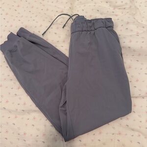 Lululemon women’s grey joggers